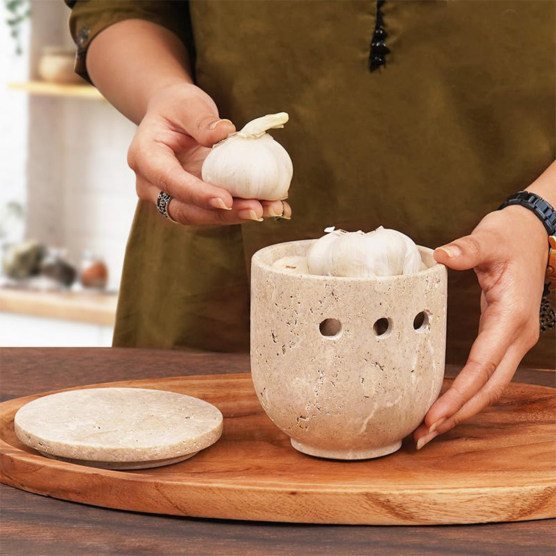 Garlic Keeper