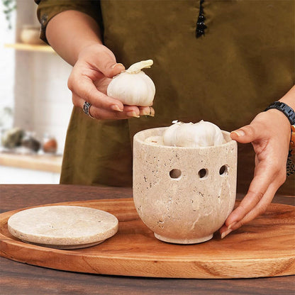 Garlic Keeper