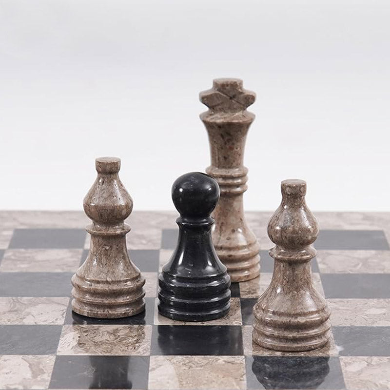 Chess Figures - Oceanic and Black