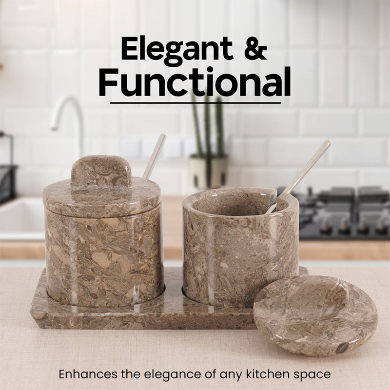 salt cellar, salt container.